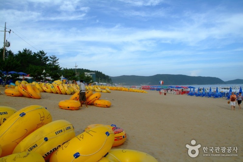 Sinji Myeongsasimni Beach  (7/26)