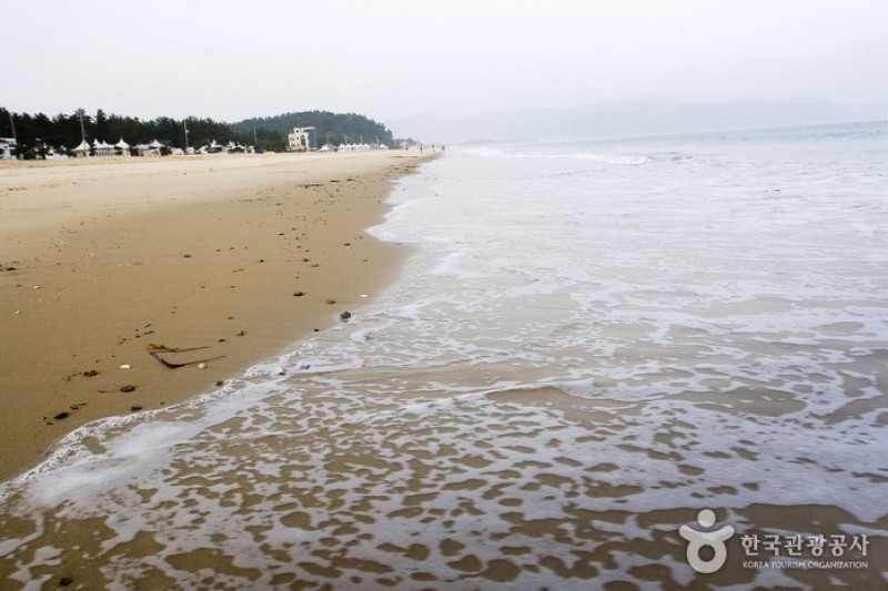Sinji Myeongsasimni Beach  (14/26)