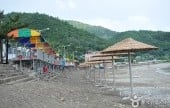 Manseong-ri Black Sand Beach 
