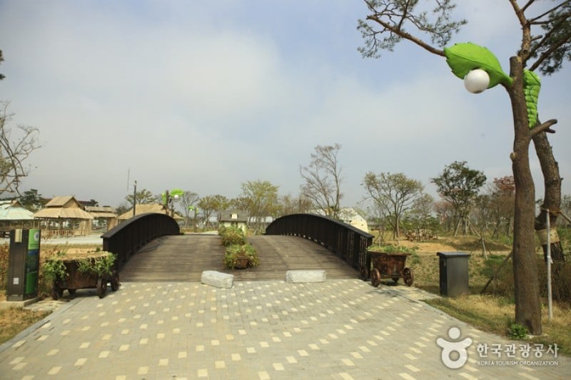 Hampyeong Expo Park  (3/29)