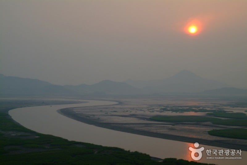 Suncheonman Bay Yongsan Observatory  (3/9)