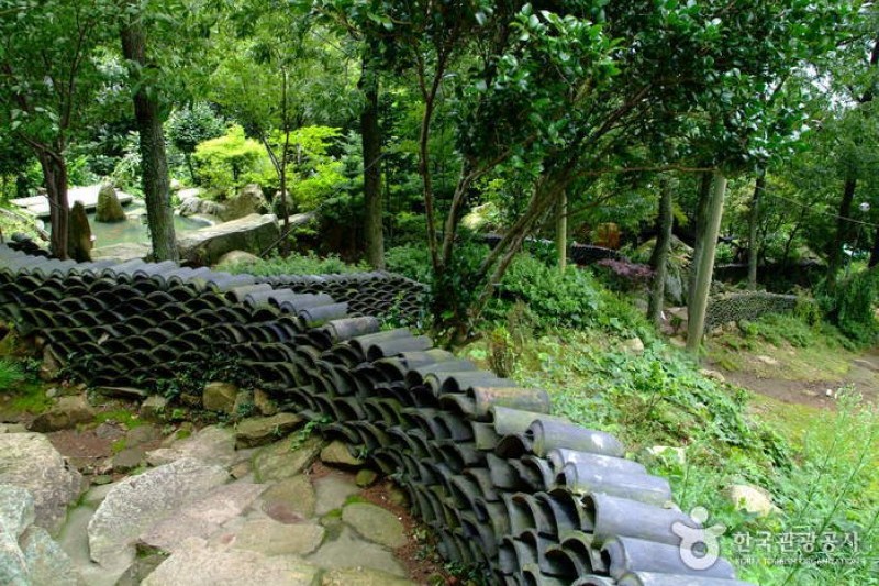 Cheongwansan Literature Park  (17/20)