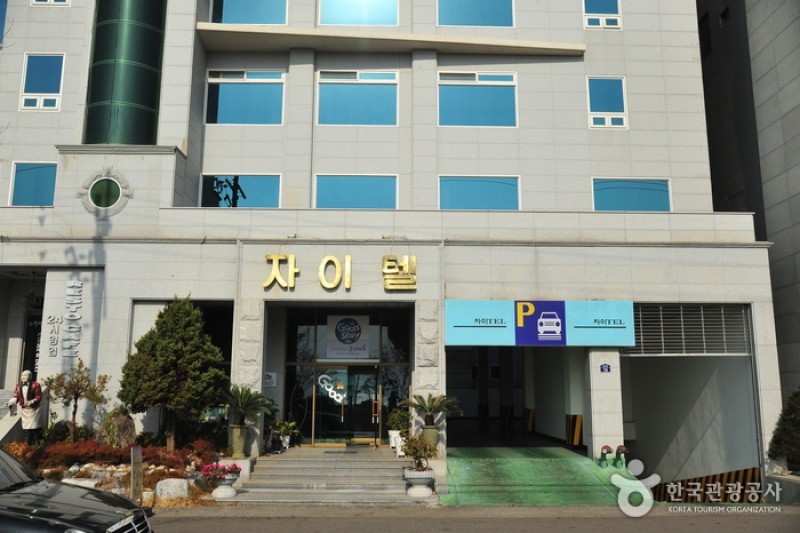 Xi Motel  (2/5)