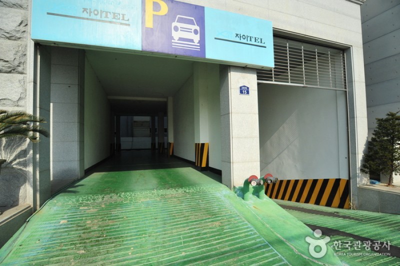 Xi Motel  (3/5)
