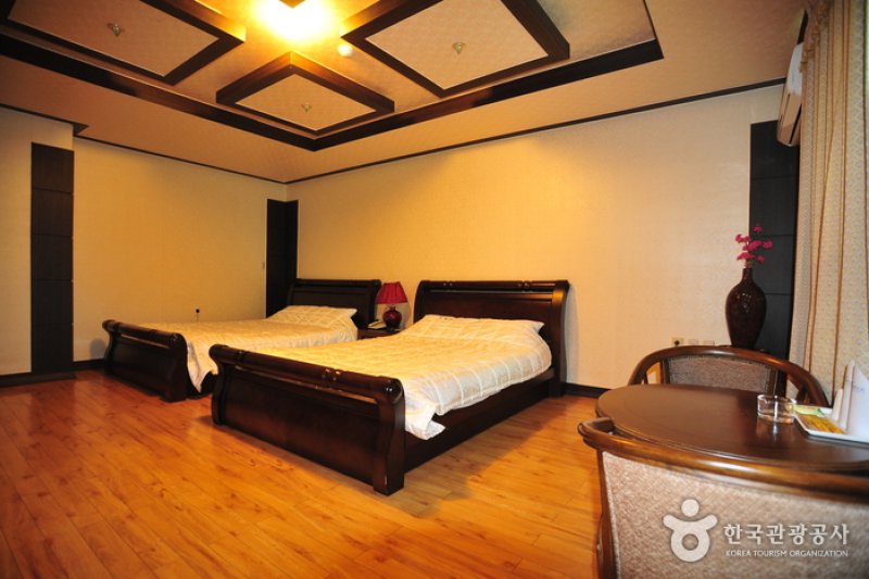 France Motel - Goodstay  (8/10)