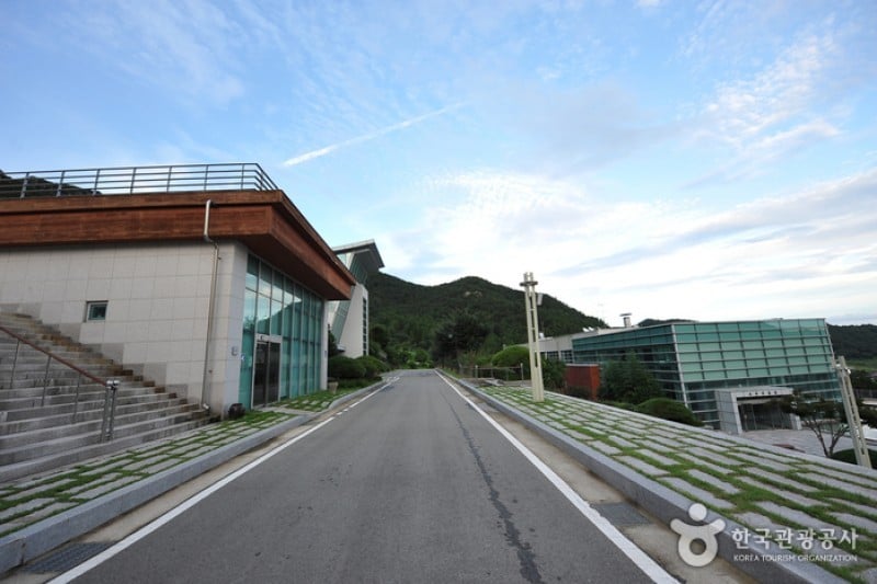 The National Center for Korean Namdo Performing Arts  (6/11)