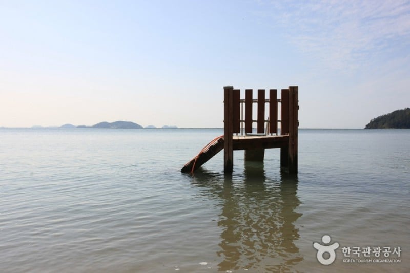 Ttangkkeut Songho Beach  (12/23)