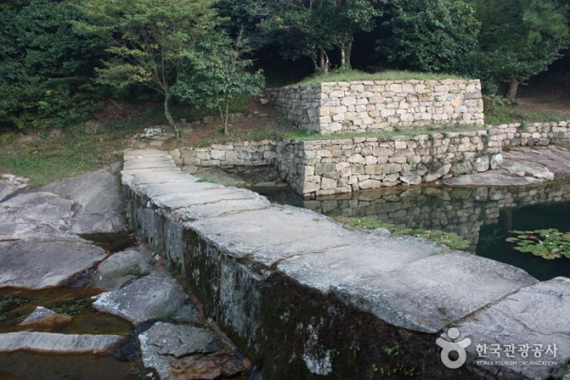 Bogildo Island Seyeonjeong Pavilion  (11/13)