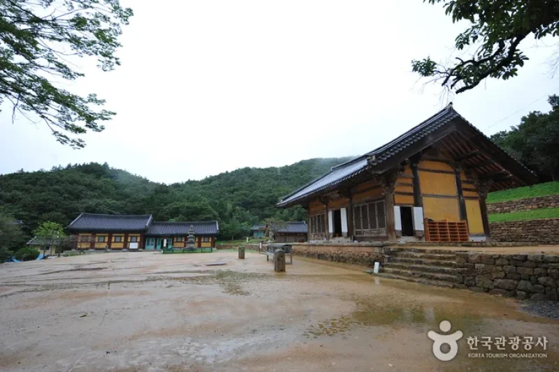 Muwisa Temple  (7/18)