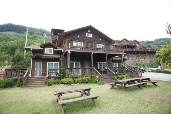 Jirapia Pension
