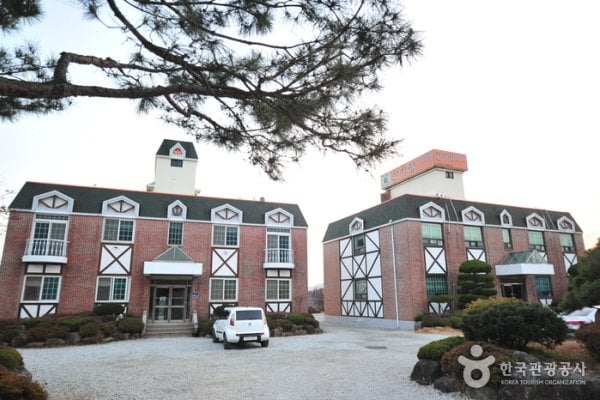 Jirisan Sansarang Pension