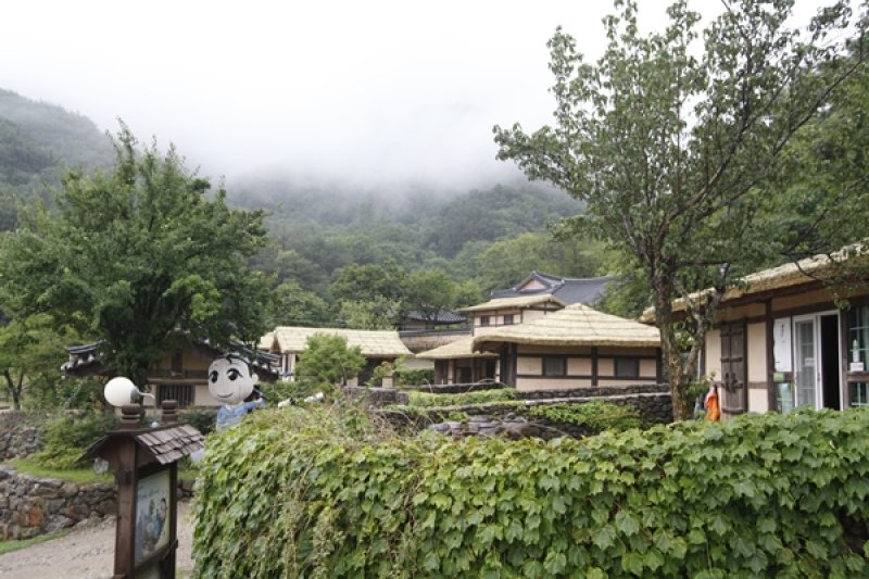 Simchung Story Village Hanok Pension - Goodstay  (1/16)