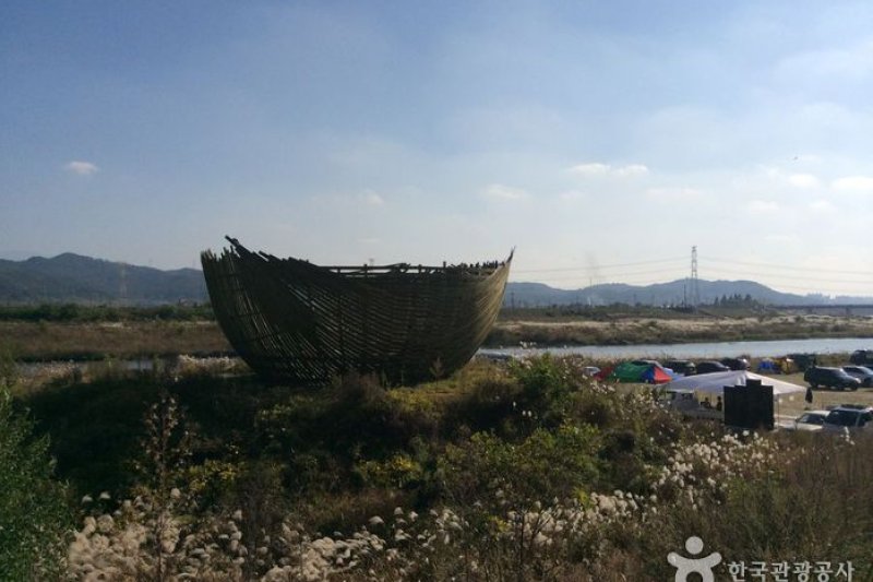 Damyang Bamboo Forest (Damyang Marsh) (담양대나무숲 - 담양습지) (2/4)