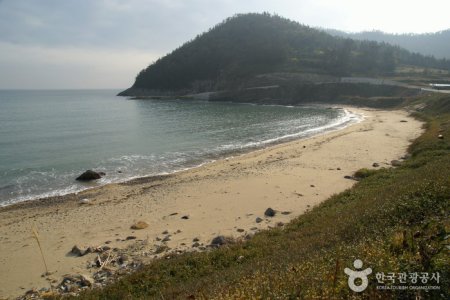 Gwanmaedo Island•Gwanmae Beach (관매도•관매해수욕장)