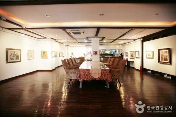 Baegyang Tourist Hotel