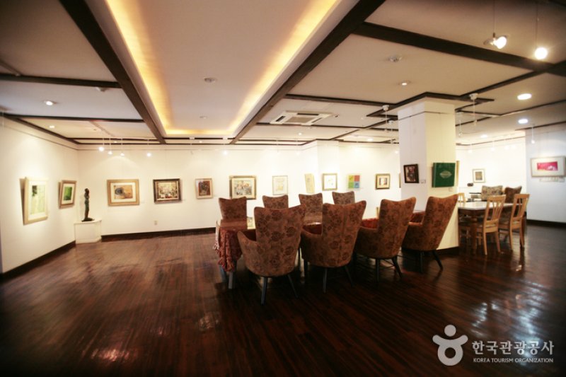 Baegyang Tourist Hotel  (8/36)
