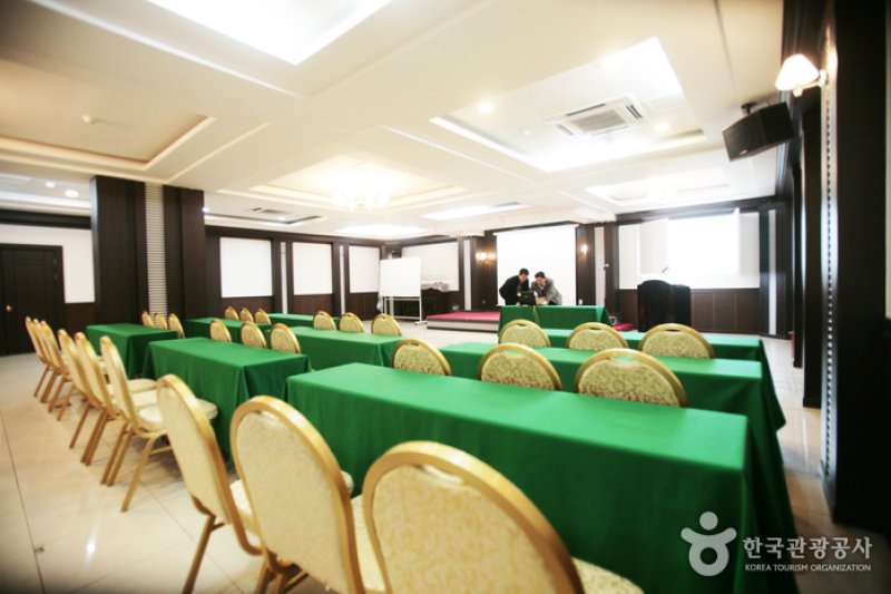 Baegyang Tourist Hotel  (10/36)