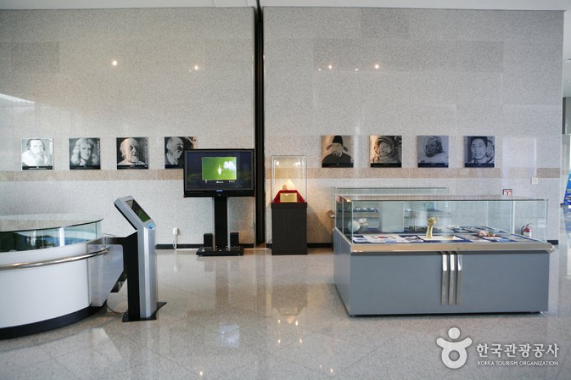 Naro Space Center, Space Science Museum (나로우주센터 우주과학관) (13/22)