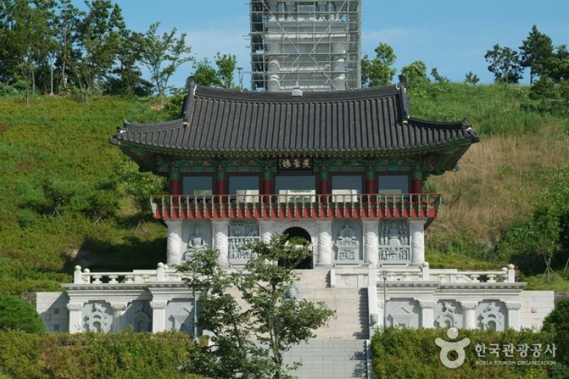 Birthplace of Baekje Buddhism  (10/15)