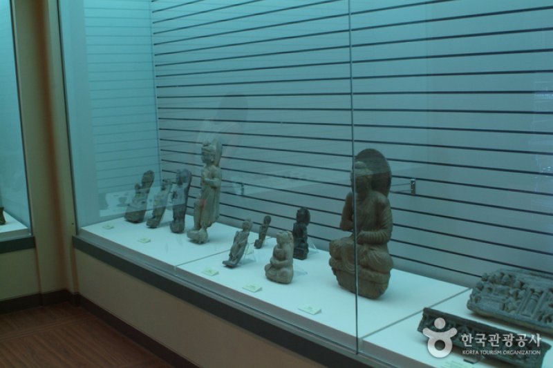 Birthplace of Baekje Buddhism  (13/15)