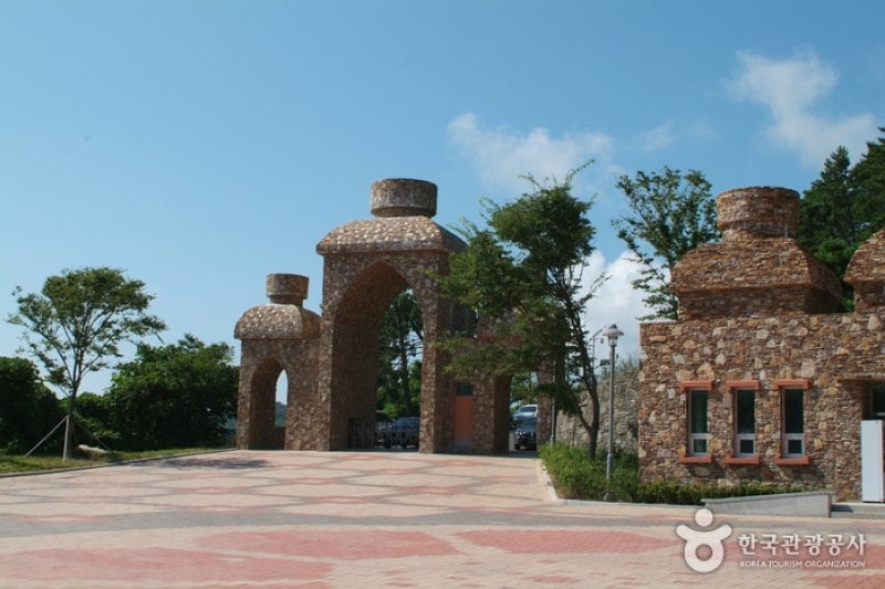 Birthplace of Baekje Buddhism  (14/15)