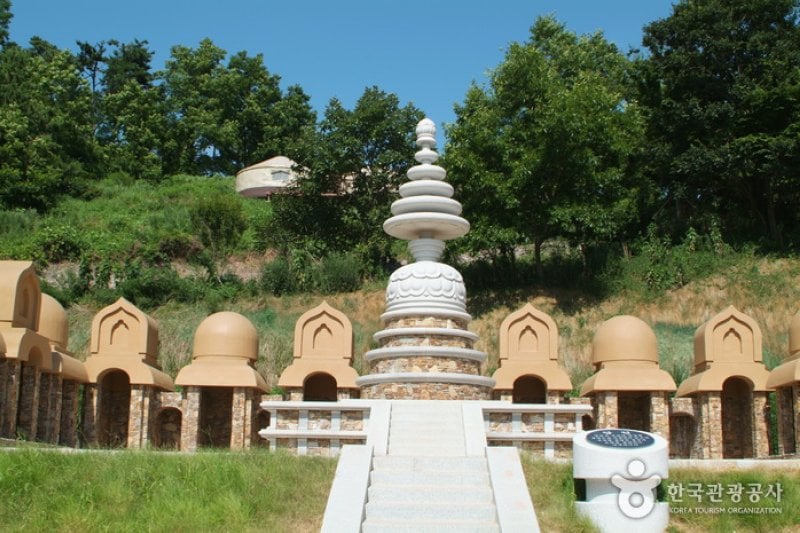 Birthplace of Baekje Buddhism  (15/15)