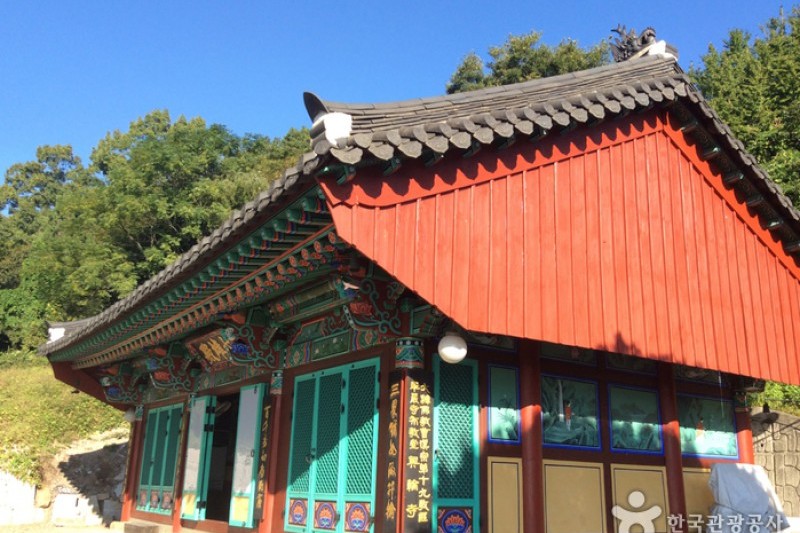 Heungryunsa Temple  (4/5)