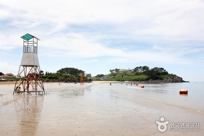 Gamami Beach  (20/20)