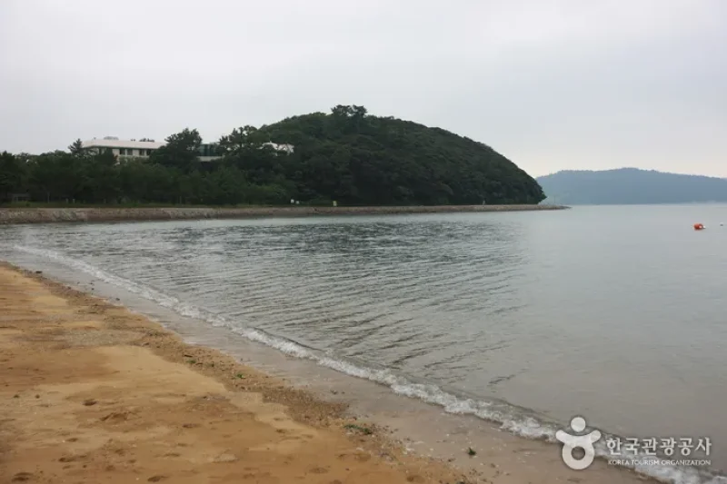 Narodo Wuju Beach  (4/5)