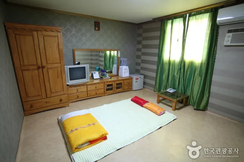 Silla Motel - Goodstay  (4/14)
