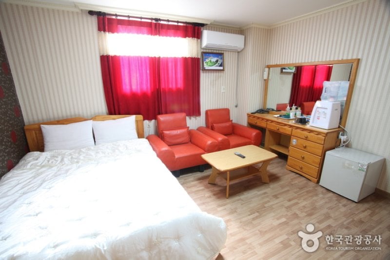 Silla Motel - Goodstay  (6/14)