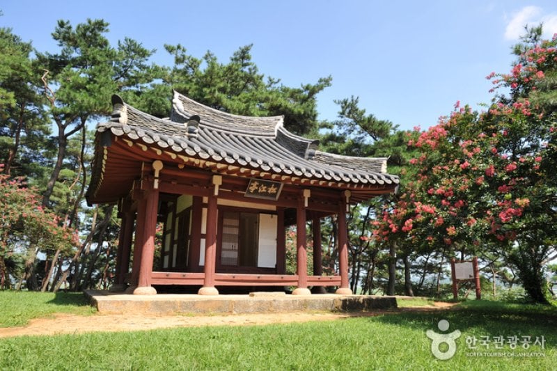 Damyang Songgangjeong Pavilion  (1/7)