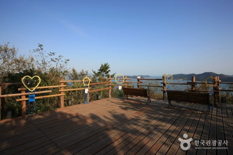 Ttangkkeut Village  (14/34)