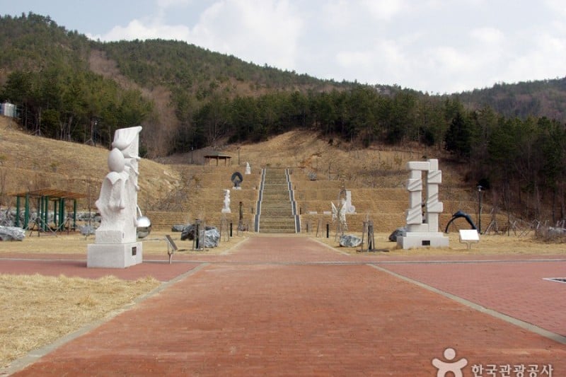 Ttangkkeut Village  (22/34)