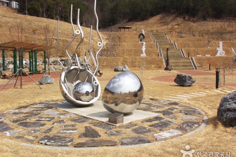 Ttangkkeut Village  (23/34)