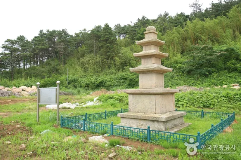Cheongwansa Temple  (15/18)