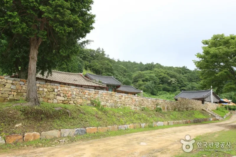 Cheongwansa Temple  (18/18)