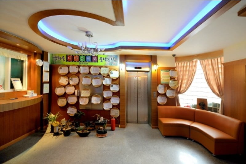 Damyang Golden River Motel - Goodstay 