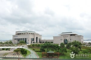 Mokpo Culture & Arts Center 