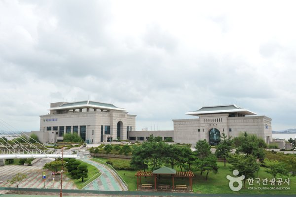 Mokpo Culture & Arts Center