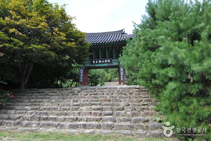 Yeongoksa Temple  (4/4)