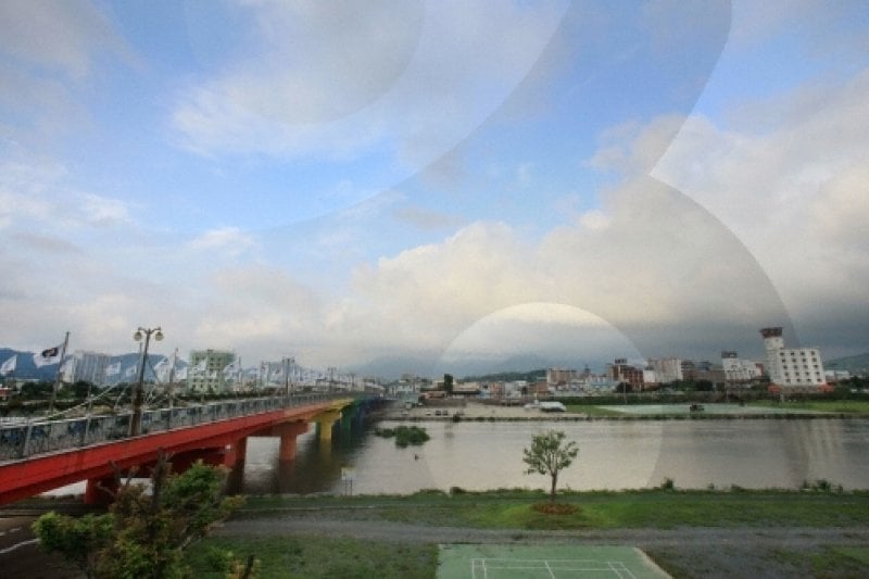 Tamjingang River  (3/12)