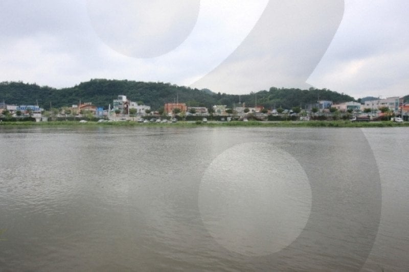 Tamjingang River  (10/12)