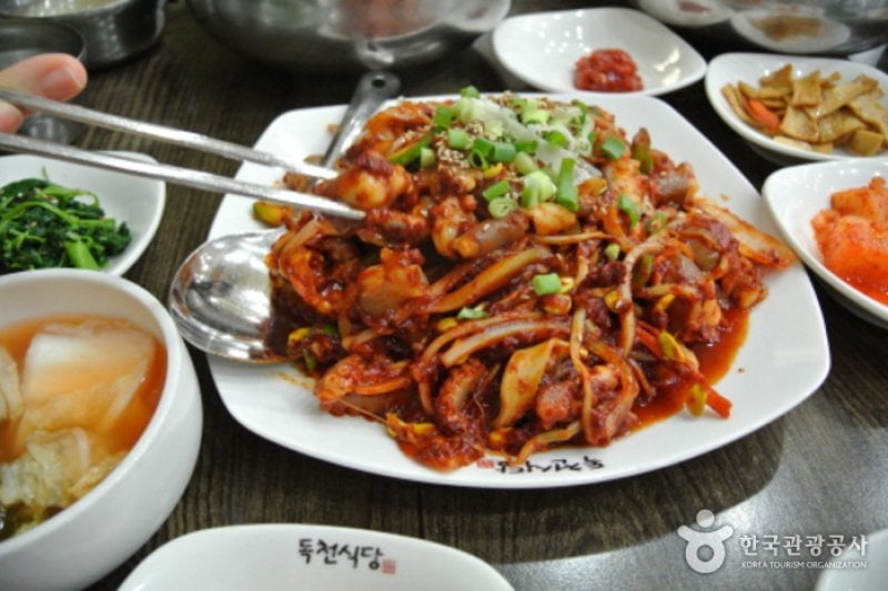 Dokcheon Restaurant  (3/7)