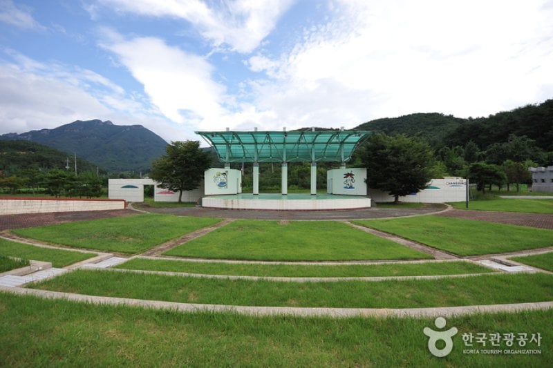 Jangseongho Lake Resort  (14/15)