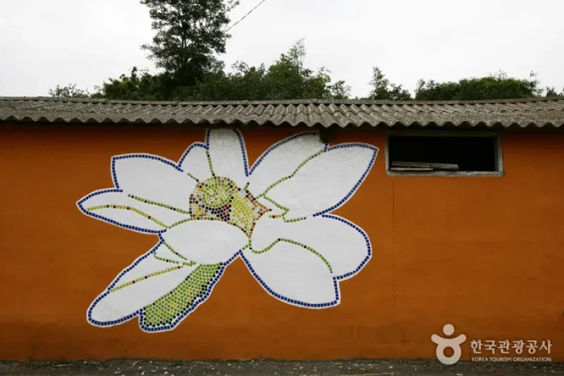 Hoesan White Lotus Pond in Muan  (6/23)
