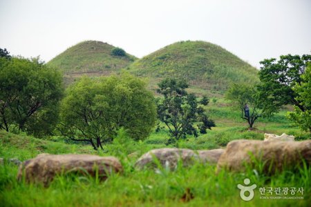 Bullo-dong Ancient Tomb Park 