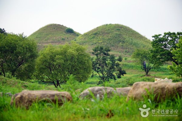 Bullo-dong Ancient Tomb Park