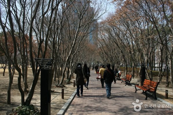 Gukchaebosang Memorial Park