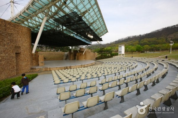 Daegu Kolon Open Air Music Hall